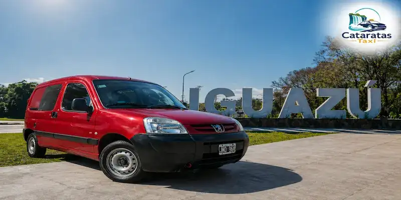 Peugeot Partner combi para transfer grupal en Puerto Iguazú — hasta 5 pasajeros y 5 valijas